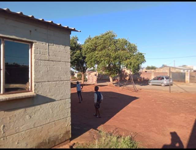 2 BEDROOM HOUSE FOR SALE IN LEHAE